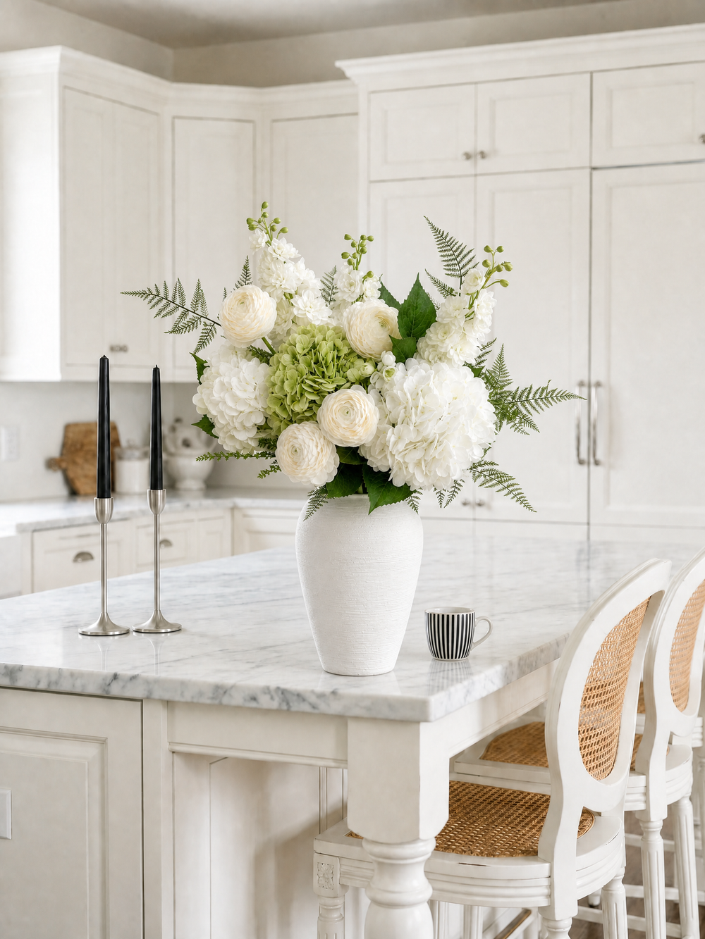 Dining table floral inspiration