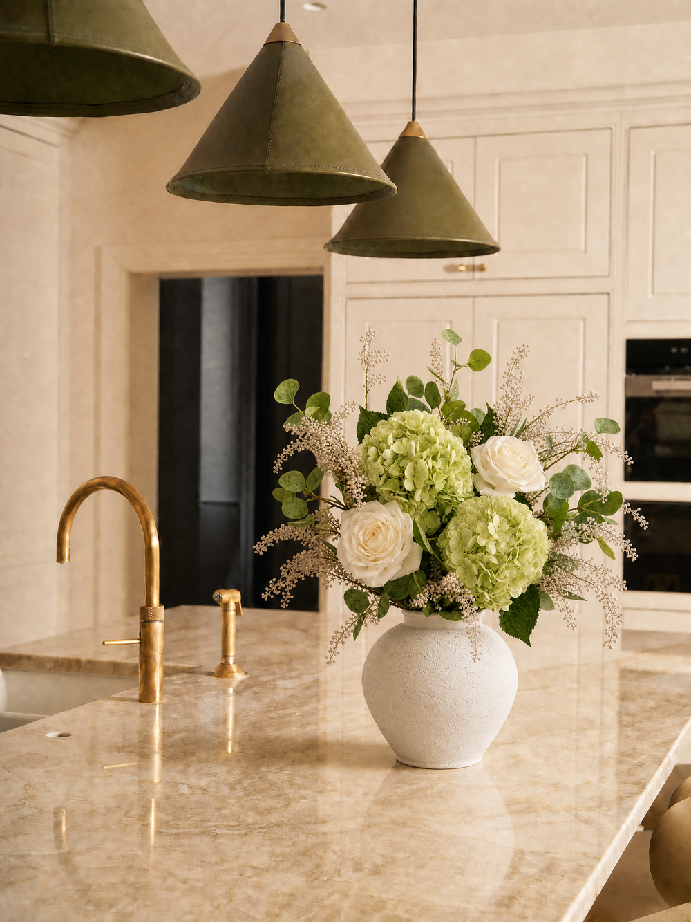 Dining table floral inspiration