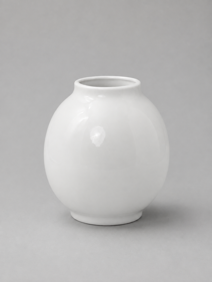 Glossy White Ceramic Bulb Vase