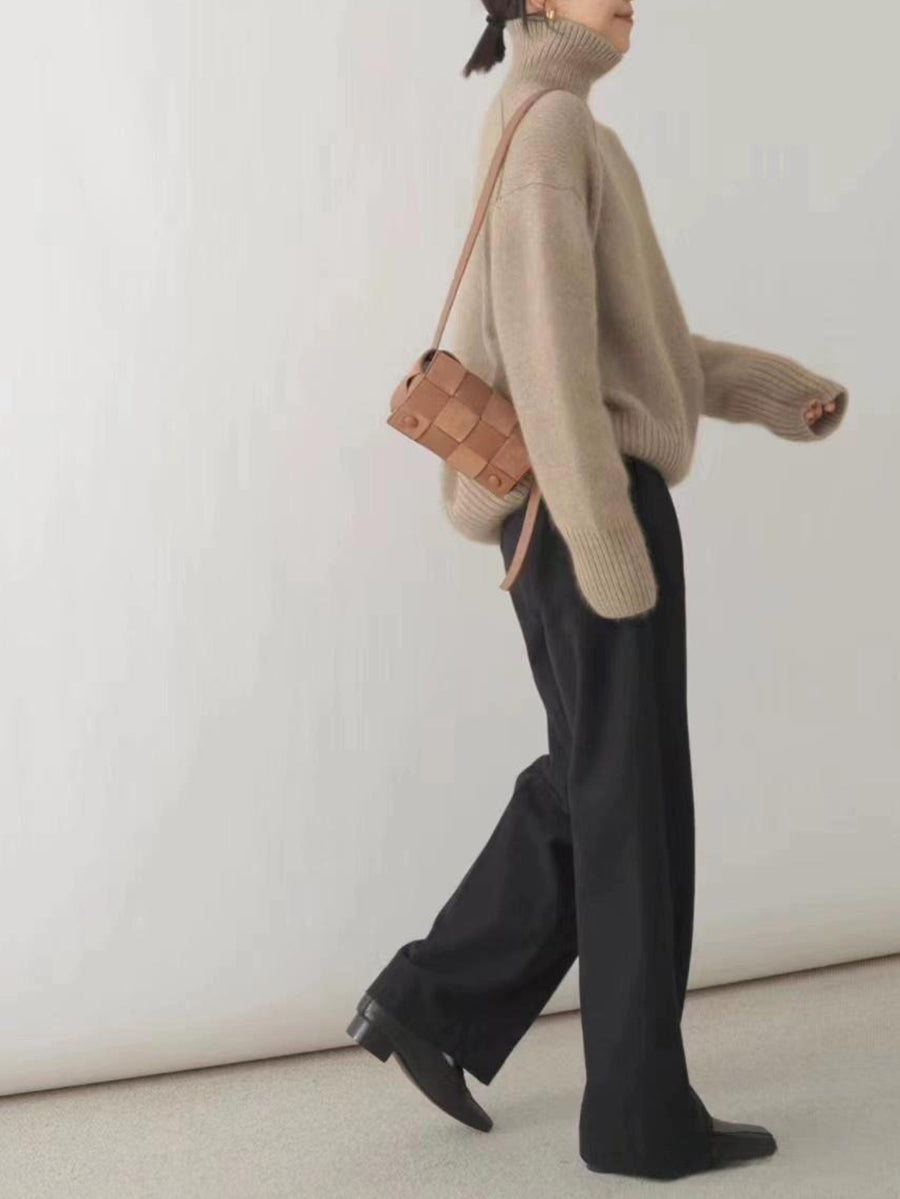 #khaki