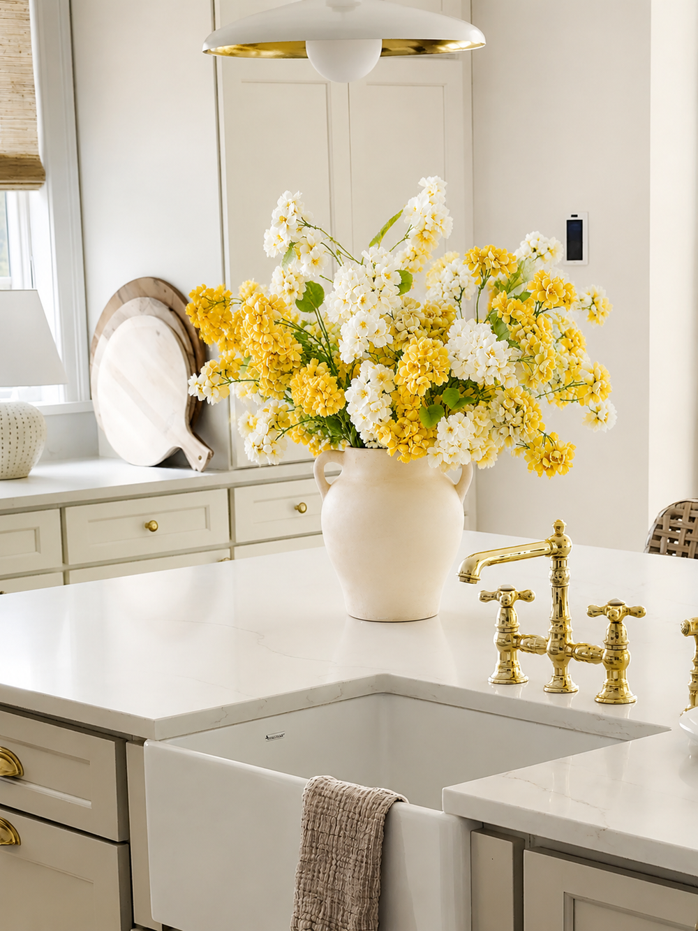 Dining table floral inspiration